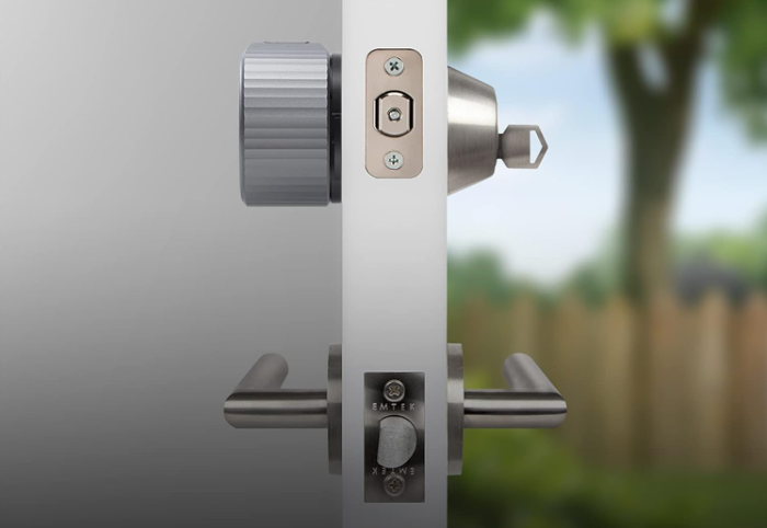 smart door lock deadbolt